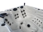 Сидіння з подушками та форсунками в джакузі Superior Spa Helios