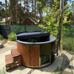 Спа купель Лакшері 12 гідро з модрини з кришкою — сучасна гідромасажна купіль на подвір’ї