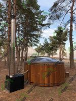 СПА купель Елегант плюс із модрини серед соснового лісу